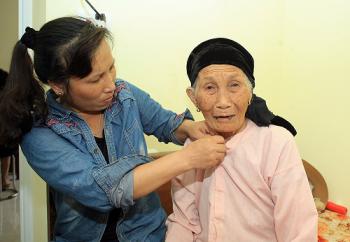 Tri ân bằng ngôi nhà hạnh phúc với tấm lợp hiện đại
