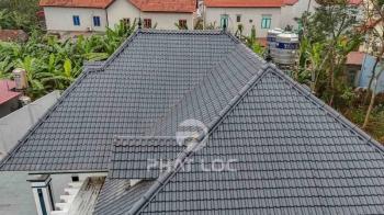 So Sánh Tôn Nhựa Sóng Ngói Và Ngói Truyền Thống Trong Năm 2025 - Đâu Là Sự Lựa Chọn Tốt Hơn?
