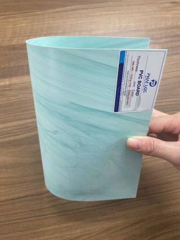 Tấm Nhựa PVC Mỏng: Khái Niệm, Đặc Tính & Nơi Mua Uy Tín 2025