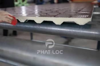 Giá Màng Bạc Phủ Tôn Xốp PU Theo Quy Cách – Bảng Giá Mới Nhất 2026