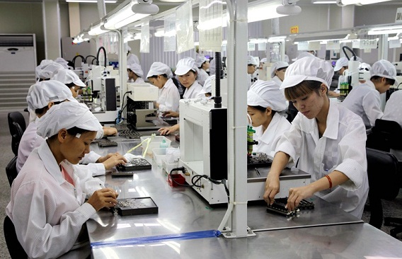 Tấm nhựa PVC làm bàn thao tác Tấm nhựa PVC làm bàn thao tác