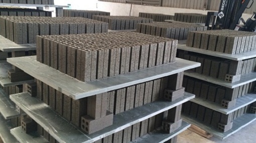 Pallet nhựa pvc đặc Pallet nhựa pvc đặc