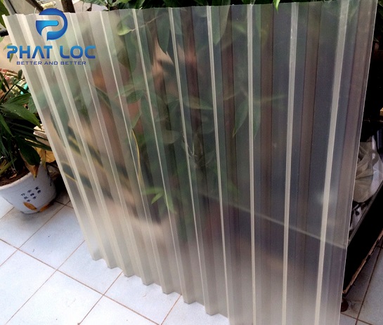 Giá tấm lấy sáng UPVC Phát Lộc Giá tấm lấy sáng UPVC Phát Lộc