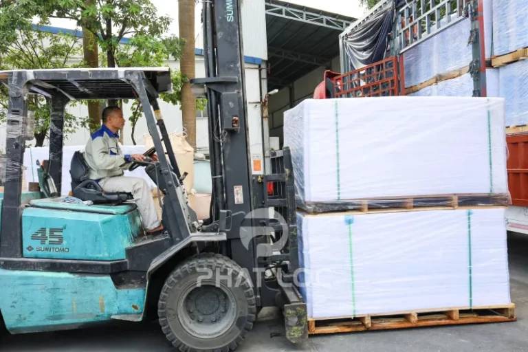 Các Yếu Tố Ngoài Giá Dầu Ảnh Hưởng Sản Xuất Nhựa PVC