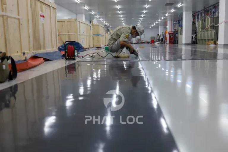 Câu hỏi thường gặp về thảm nhựa chống trơn (FAQ)