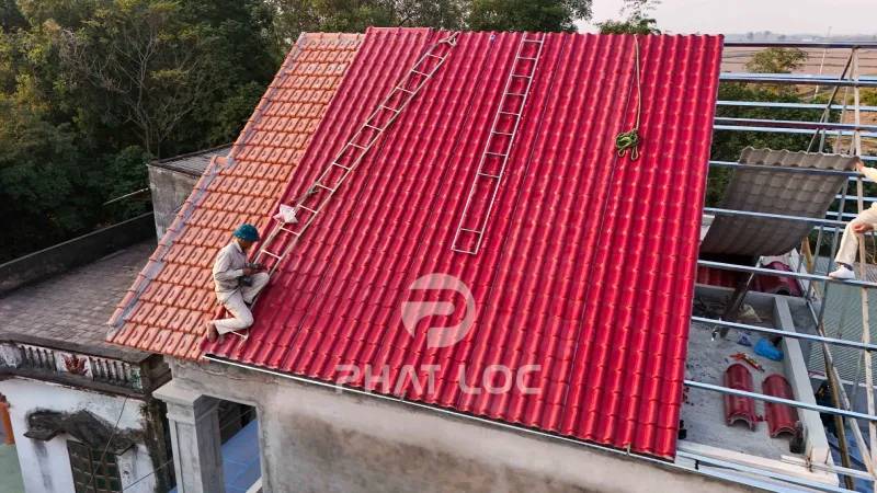 Có nên chọn ngói nhựa cho công trình của bạn?
