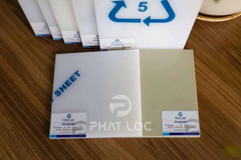Điều Gì Khiến Thị Trường PP 10mm Phân Hóa Mạnh Năm 2026?