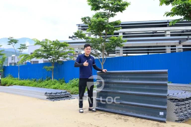 Vì Sao Giá Tôn Nhựa Đen 07/2026 Được Quan Tâm?