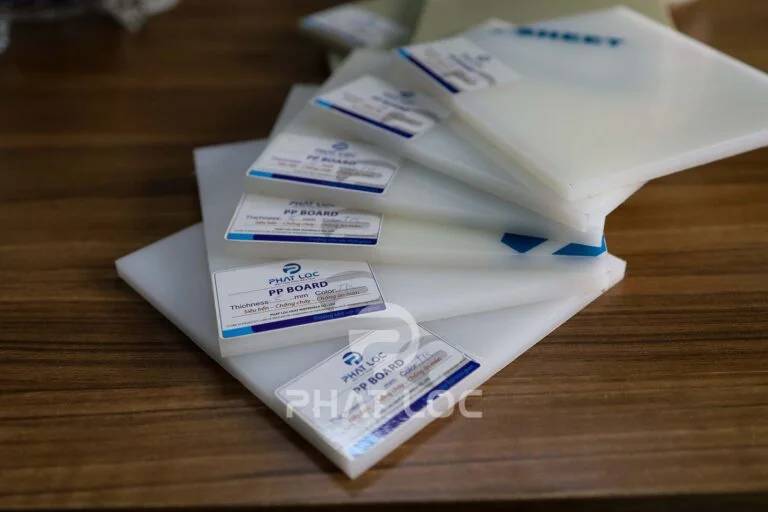 Nên chọn tấm nhựa PP độ dày bao nhiêu?