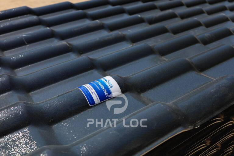 Ngói nhựa PVC/ASA màu xám – Giải pháp mái hiện đại