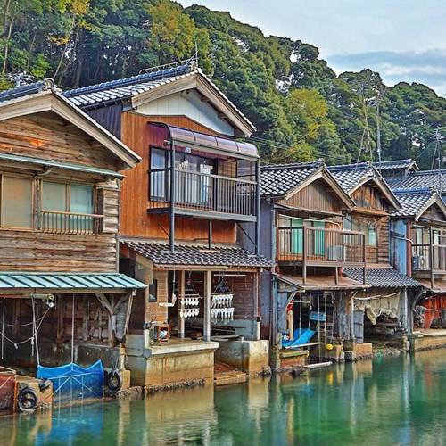 Nhà ở dân dụng khu vực ven biển, đảo