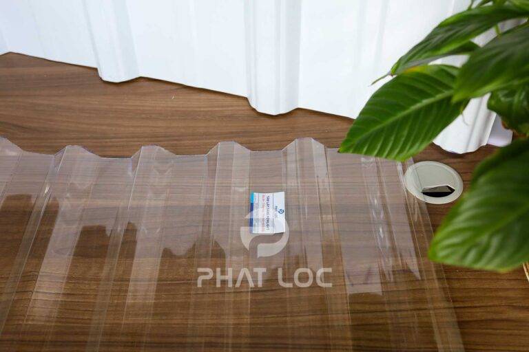 Những Lý Do Nên Lựa Chọn Công Ty Chuyên Cung Cấp Mái Nhựa Trong Suốt Uy Tín