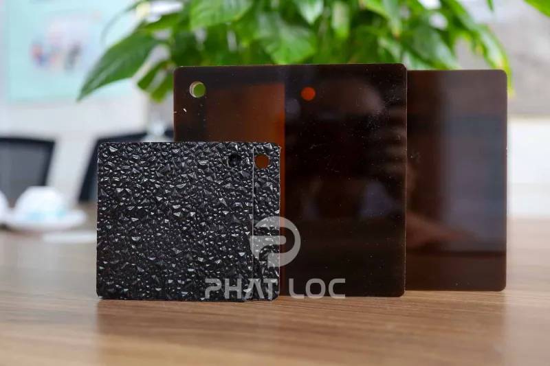 Poly Màu Trà giải quyết gì cho công trình?
