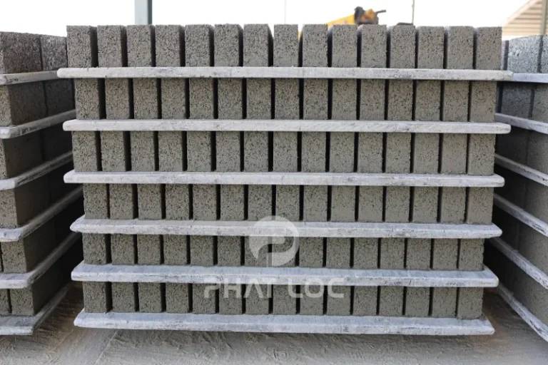 PP/PVC – Giải pháp pallet tối ưu cho máy ép gạch không nung tự động