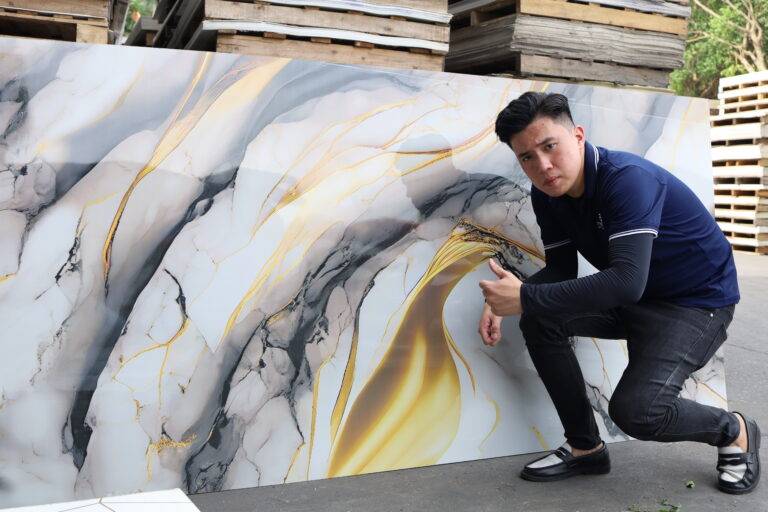 Tấm nhựa giả đá vân mây ánh kim cao cấp