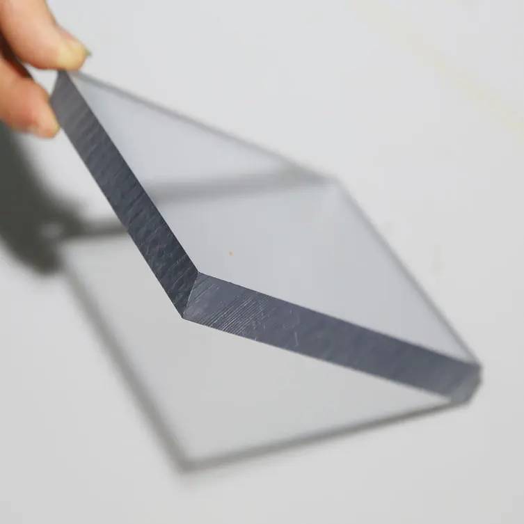 Tấm nhựa Polycarbonate dạng phẳng