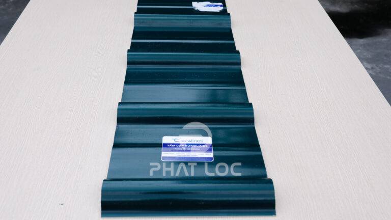 Tôn Nhựa Màu Xanh Rêu