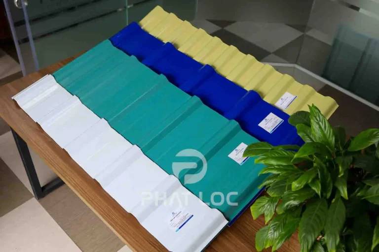 Ưu Điểm Của Tôn Nhựa PVC/ASA Eurolines Phát Lộc