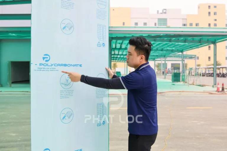 Vì Sao Nên Mua Tấm Poly Đặc Ruột Tại Phát Lộc?