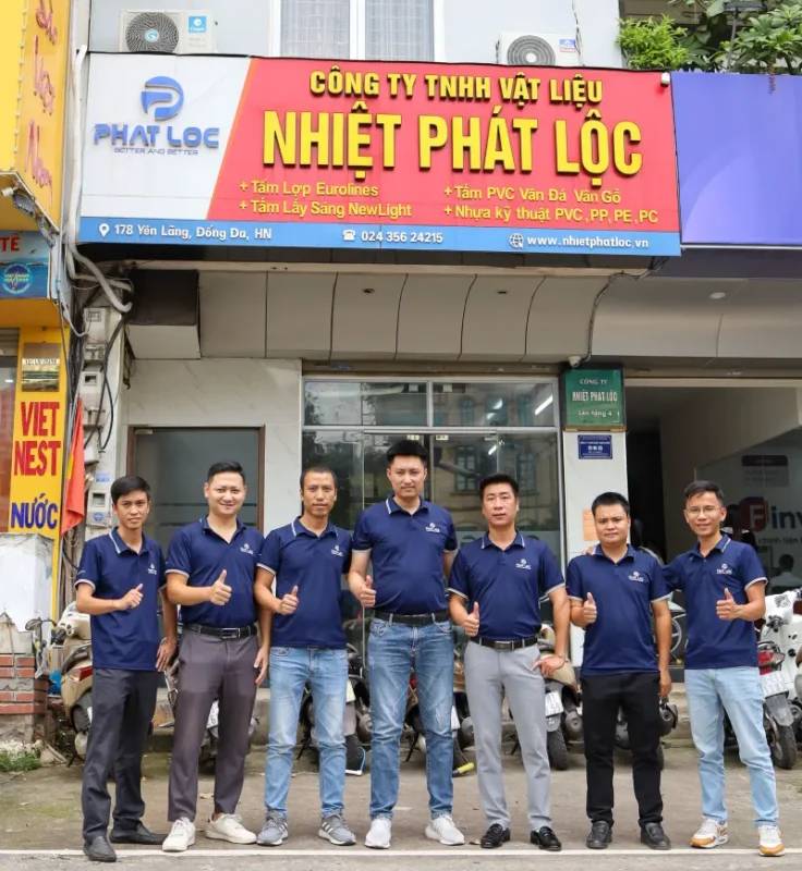 Vì Sao Nên Mua Tấm Nhựa PVC Vân Gỗ Tại Phát Lộc?